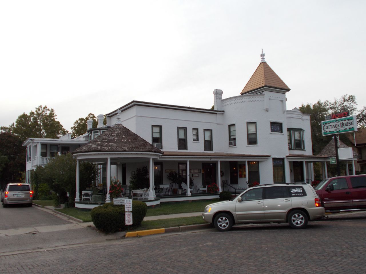 Cottage House Hotel in Council Grove, Kansas
