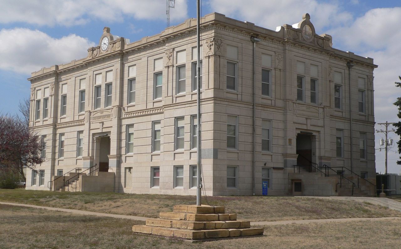 Ness County Courthouse in Ness City, Kansas, seen from the southeast
